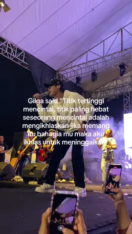 Ikhlas itu boong ya mas gil@Gilga Sahid #fyp #yxzcba #foryoupage #storywa #gilgasahid #gildcoustic 