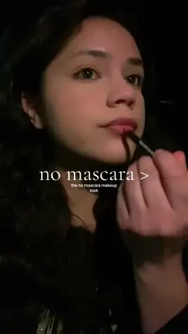 no mascara or yes mascara? ✨  #fyp #foryou #mascara #cleangirlmakeup #nomakeupmakeup #latina 