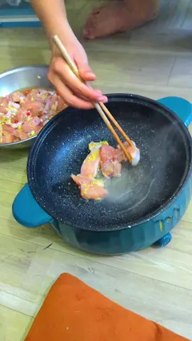 Nồi lẩu điện đa năng 2 tầng chống dính 28cm, tặng kèm xửng hấp inox, công suất 1000w, dung tích 4 lít #noilaudanang #noilaudanangchongdinh28cm #noilaudien #noilaumini #noilau #xuhuong #docute 