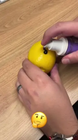 v34 purple toothpaste helps you whiten your teeth and keep your mouth healthy