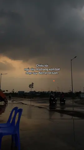 mới thức còn bắt nghe nhạc suy #xuhướng #fyp 