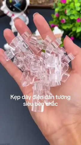 Kẹp dây điện dán tường chắc chắn, bền đẹp#trending #xuhuongtiktok #kepdantuong#dogiadungthongminh 