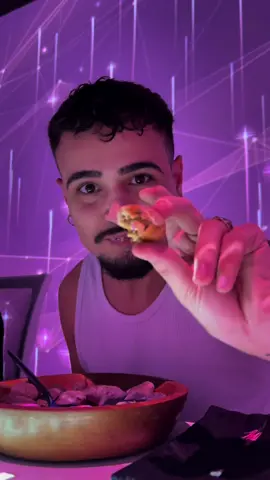 vem comigo comer um pedacinho de pedra 😍 #buenosaires #argentina #viagem #brasileironaargentina #brasileirospelomundo #brasil #br #puertomadero #arieljahjah #experienciagastronómica #restaurante #bsas #comida #comidasdiferentes #comidas #foods #food #argentina🇦🇷 #dicasdeviagem 