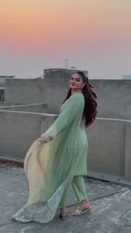 Pov: getting all your nice dresses ready for Eid 👀😉 #eid2024 #pakistanitiktok #pakistanidresses #mtl #browngirl #longhair #fyp 