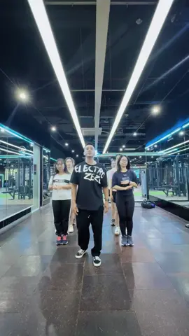 Ngựa vào buổi tối nên nhảy Dark Horse 🤣🤣🤣 #dance #easydance #trending #darkhorse 