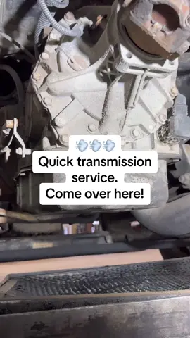 Transmission Service quick, fast 💨💨  #comeoverhere #dieseltech #diesel #Customerstates #dieselmechanic #truckmechanic #trucker #trucking #bigrig #semitruck #Trucking #mechanic #tractor  
