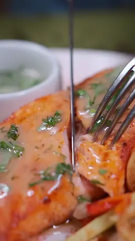 🎣 Are you getting the maximum nutritional benefit from your choice of fish? 🐟 Researchers at Cambridge, Stirling, Lancaster and Aberdeen are encouraging people to eat more wild fish, such as mackerel, anchovies and herring, which are often used within farmed salmon feeds. These oily fish contain essential nutrients including calcium, B-12 and omega-3 but some are lost from our diets when we just eat the salmon fillet. Thanks to Dr David Willer from the Department of Zoology for helping to bring this video together! #UniversityOfCambridge #CambridgeUni #CambridgeUniversity #Cambridge #CambridgeResearch #Research #Nutrition #Fish #Fishing #LearnOnTikTok