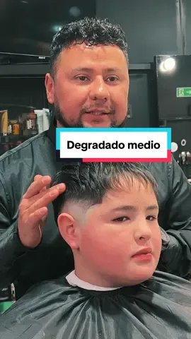 Degradado medio  #asmr #haircut #hairstyle #gerardoayala #chile #barber #belleza 