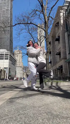 back in chicago ✈️ #sisters 