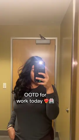 I was fighting for my life waking up today!! These morning shifts aint for me 😩 #foryoupage #melzzzzjr #scrubs #figscrubs #healthcare #scrublife 