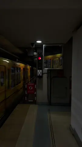 subte b te amo #subte #subtes #subway #bsas #buenosaires #buenosairesシ #argentina #argentina🇦🇷 #cine #cinema #aesthetic #argentinatiktok #fyp #fypシ #fy #core 