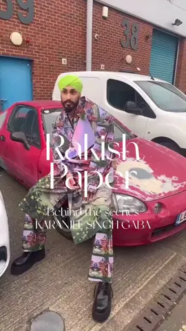 We’re obsessed with @Karanjee Gaba behind the scenes for Rakish Paper ♥️ #obsessed #photoshoot #behindthescenes #TikTokFashion #sikh #mensfashion #SuperModel #malemodel #styleinspo 