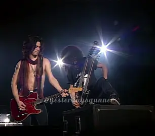 wild horses #gunsnroses #gnr #pfy #hardrock #the90s #useyourillusion #tokyo1992 #gilbyclarke #slash #guitar #rollingstones #music #rocknroll