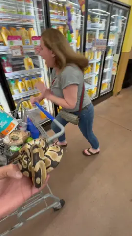 WILL YOU HOLD MY SNAKE🐍 PRANK GONE WRONG🤣🐍🤣🐍 #fypシforyoupageシtiktok #viral #repost #explore #blowthisup #viral #repost #funnyvideos #viral #snakepranks 