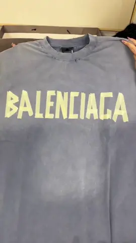 Balenciaga fashion T-shirt unboxing#fashionclothes #luxury #menswear #mensfashion #unboxing #tshirts #syp 