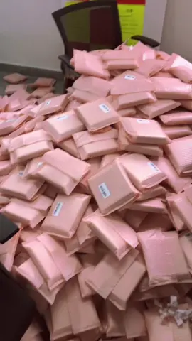 #beauty #lipstick  Not easy to get out ,but color is beautiful 