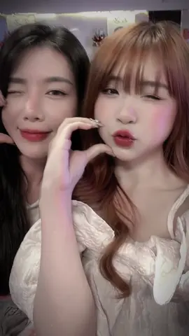 #lgbt #BÁCHHỢP #xuhuong #chạm  CHUYỆN TÌNH TÔI VÀ EM 