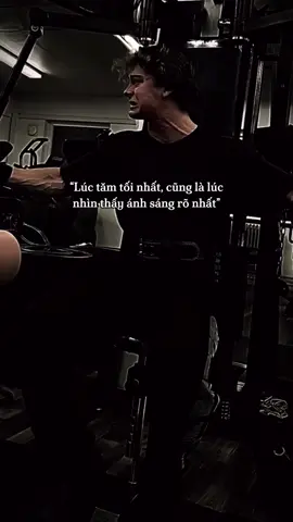Ánh sáng sẽ luôn xuất hiện khi ta bị bóng tối bao phủ #motivation #gym #dongluc 