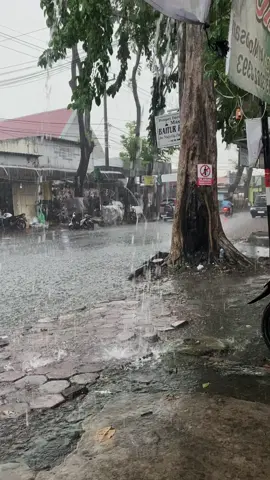 Mbiyen utangmu duit kang. Ndang balekno, koncomu yo butuh iki #fypシ #fyp #jowostory #lewatberanda #menjengkimhoa #mojokertotiktok 