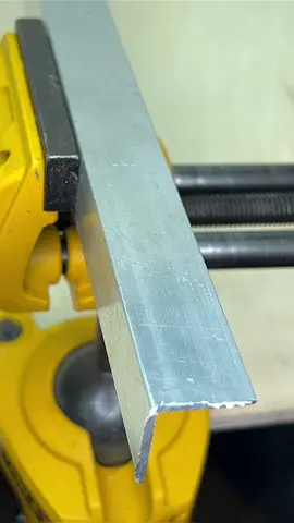 Хитрость по заточке сверл #лайфхак #ремонт #своимируками #DIY #lifehacks #trick