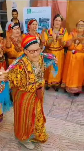 #chantkabyle #fyp #foryou #pourtoi #agrawntlawinntakuct #tiziouzou #femmekabyle #dancekabyle #kabylesdeparis♓️ #kabyle_canada🇨🇦♓️ #kabyle_de_france #tiziouzou #taqbylit #urarlkhalath #kabyle 