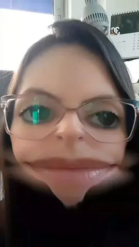 Tem que ser do Boticário o perfume haha @oboticario patrocina a vovó 😅 #boticario #perfume #meme #tiktok 