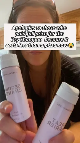 I have tried aroudn 2,741 different dry shampoos 😁…this is legit my favorite. It’s been years of dry shampoo trials 😬🫣