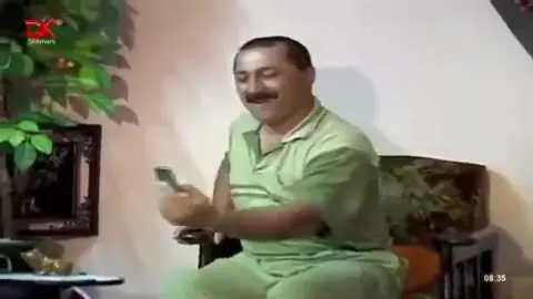 😂😂#foryoupage #foryou #fyp #cupcut #ماهیرحەسن_ئەحمەدجۆڵا #ماهیرحەسەن #فیلمی_کوردی #فیلمی_دۆبلاژکراوی_کوردی #فیلمی_فارسی #فیلمی_سینەمایی #فیلمی_کۆمیدی #فیلمی_ئێرانی #فۆریو #ئەکتیڤبن🥀🖤ـہہـ٨ــہ #کۆمیدی #کۆمیدیا #لایکو_کۆمێنت_فۆڵۆلەبیر_مەکەن #ماهیر_حەسەن😂😅 #کۆمیدیا😂 #شعب_الصيني_ماله_حل😂😂 