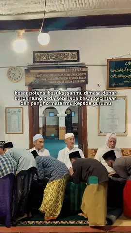 Kunci kesuksesan santri ? #masyayikh #lirboyo #khanwarmansur #khabdullahkafabihimahrus #kesuksesan #santri #berkah #guru #bismillahfyp #islamic_video #quotesislam 