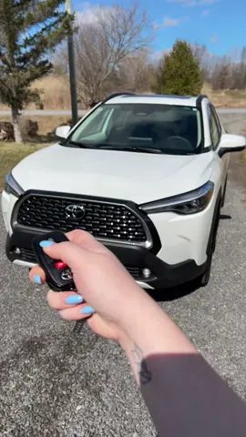 i’m a happy girl #newcar #cartour #2024 #corollacross 