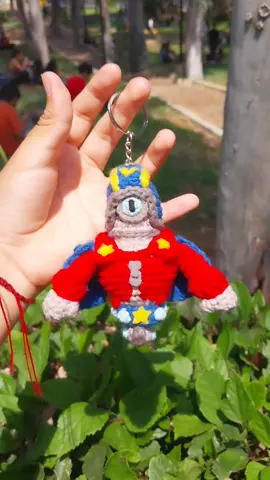 Stu a crochet llegó a la tiendita 💗 Instagram: drapiza_ #perú #lima #brawler #stu #hechoamano #tejido #tejidosacrochet #crochet #brawlstars #artesanal 
