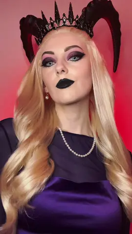 Now for Lilith content that I think would make sense with all we know about her so far 😂 #fyp #trending #hazbinhotel #lilithhazbinhotel #lilithcosplay #hazbinhotelcosplay #helluvaboss 