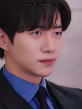 A pedidos, mais um ciumento pra saga. 🤣 • • • #kingtheland #sorrisoreal #junho #yoona #kdrama #kdramalover #dorama #dorameiras #dorameirasdeplantao #fypシ #viral 