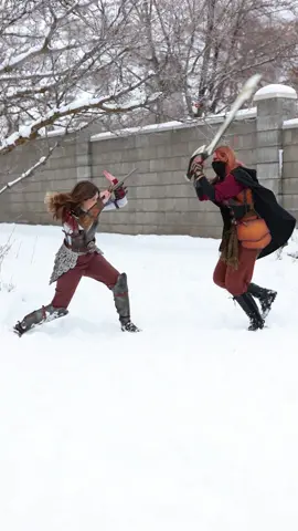 With one ring to rule them all, how will you claim victory? ⚔️ #LOTRrisetowar is available to play now on your mobile device!
 #MiddleearthCommander #LOTRLegendsOfWar #LOTRrisetowar 