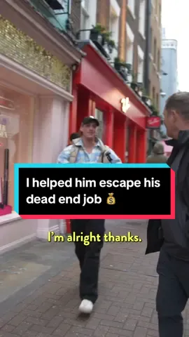 He almost ignored me 😭 AD Make your dream real TODAY! The first step should be registering your business. Do it for FREE with @Tide Plus get £50 FREE when you spend £100 within 3 months of opening an account! (T&C Apply) Enter code ‘SIMON’ when you sign up. Link in bio! #simonsquibb #entrepreneurship #angelinvestor #givewithouttake #dreams 