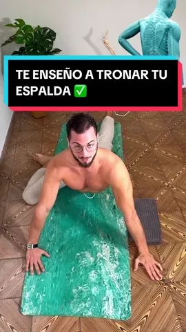 Sí te sueles levantar con dolor de espalda o terminas tu día a día con dolor lumbar, este ejercicio te va a sentar de maravilla. Muchas veces nos levantamos con dolor de espalda debido a la rigidez que la etapa de sueño ha generado sobre nuestra musculatura. Esta retracción muscular transfiere a tus articulaciones y a tu columna vertebral un exceso de compresión que trae consigo el dolor de espalda y el dolor articular. Ergo, realizar ejercicios que te permitan disminuir la compresión articular, también significará una reducción en el estrés que sufren tus articulaciones y tu espalda per se. Con este efectivo de ejercicio conseguirás experimentar un alivio prácticamente al instante, debido a la decoaptación que se da sobre tu columna lumbar. Algo realmente interesante si tu intención es abordar y prevenir la rigidez muscular, el dolor de espalda baja y el lumbago. Muéstrale este ejercicio a quien sufra dolor de espalda o lumbalgia para cuidar de él. Y.. siente el alivio. #pablopilatesreal #dolordeespalda #dolorlumbar #lumbago #lumbalgia #dolordeespaldabaja #lowbackpain #estiramientosencasa #rutinaencasa #backpain #osteopata #osteopatia #Fitness