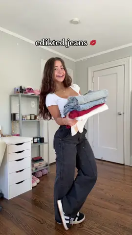 some of my favorite low rise jeans💋💋 use code DEM10 for $$ off! @Edikted #ediktedad #edikted 