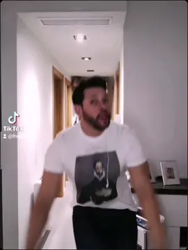 Un poco d todo🥰 #CapCut #frankalfaro #amor #lgtbq #performance #humor #amor @Manuel Jiménez 