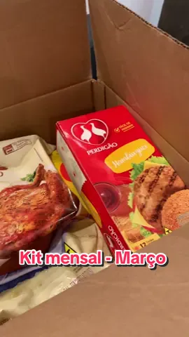 Kit de carnes que meu marido recebe da empresa onde trabalha 💖 #kit #carnes #cestabasica #sadia #perdigao 