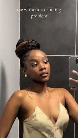 @iammath_  she is the real problem not me ✋🏽