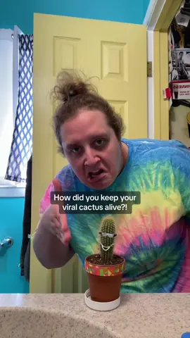 “Just call me a botanicologist” 😂🌵 #christinessnaps #cactus #cactuslady #cactuslovers #plants #viraltiktok #alloy 