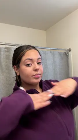 #gifted_by_esteelauder Advanced Night Cleansing Balm. Count how many times I said “texture” 😂  @Estée Lauder  #wakeupready #advancednightrepair #esteepartner #ad #esteelauder #fyp #grwmforbed 