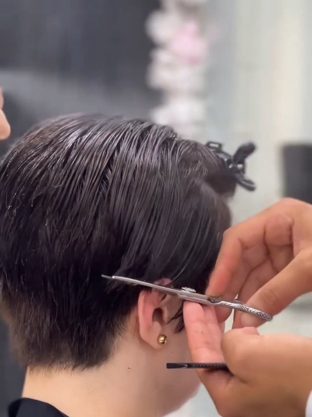 Haircut advive part 196 #hair #hairstyle #hairtok #haircut #hairtutorial #hairstyles #hairtransformation #haircare #haircolor #hairstylist #haircuts #hairstyletutorial #hairstyleideas #hairstylistsoftiktok #hairhack #hairhacks #hairtips #hairideas #hairtrends #hairtutorials #hairvideo #hairvideos #shorthair #shorthairstyles #longhair #longhairstyles #showhair