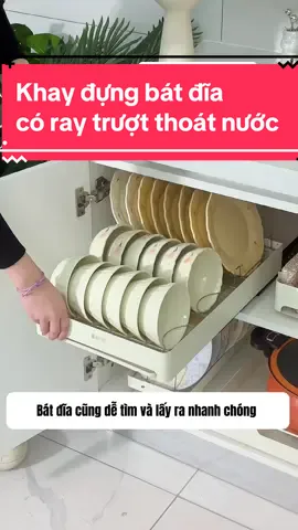 Trả lời @Mẹ cùng bé phát triển  Khay đựng bát đĩa, gia vị tủ bếp có ray trượt và thoát nước thông minh. Tiện lắm các chị ơii, giỏ hàng phía dưới góc trái màn hình ạ #kedungbatdia #kededodanang #kedunggiavi #dogiadungtienich #dogiadungthongminh 