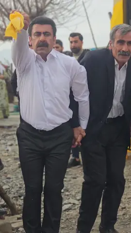 #aşiretdüğünleri #batuyanlılaraşireti #dügünümüzvar #düğünvideosu #şirnak73 #kumçatı #cizre73 #silopim #halayseverler #halaydunyasi #adanatuzla #adanaceyhan #toptepe #kesfettürkiye #🙏🙏🙏 