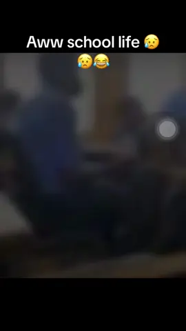 Student eating in class room 😂😭😁