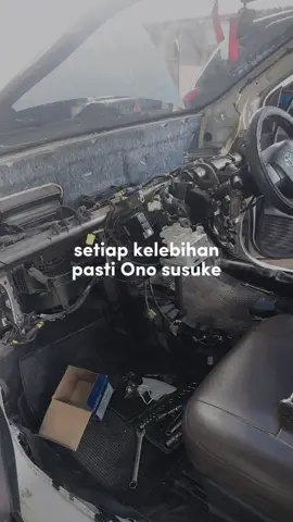 Episode Ac mobil ada kebocoran... #mekanik #bengkelmobillamongan #bengkellamongan #bengkelmobil #otomotifindonesia #fypシ゚viral #anakteknikindonesia #mekaniktiktok #otomotif #CapCut #mekanikmuda😎 #workshop #mekaniktambang #berkarya #storymekanik #storymekanikmuda #storywhatsapp #story #storymekanikmuda😎 