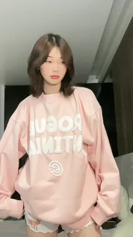 áo xinh Sentinials✨🌷 SWEATER CAPS BIG LOGO OVERSIZE #outfit #setdoxinh #viral #fyp #sentinials #xuhuong #xuhuongtiktok 