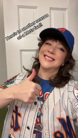 Could this be our year?!? Happy opening day Mets fans!! #letsgomets #letsgomets⚾️🇺🇸 #letsgomets⚾️🧢 #nymets #nymets🔥 #lgm #mets #baseball #openingday2024⚾️  #metsopeningday2024 @New York Mets 