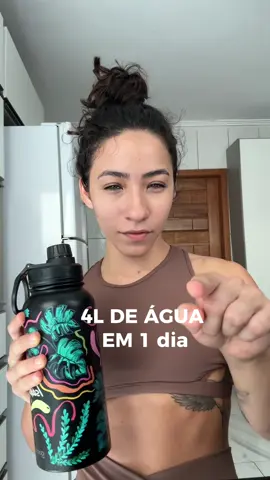 Como eu tomo 4 litros de água por dia? #agua #hidratação #fy 